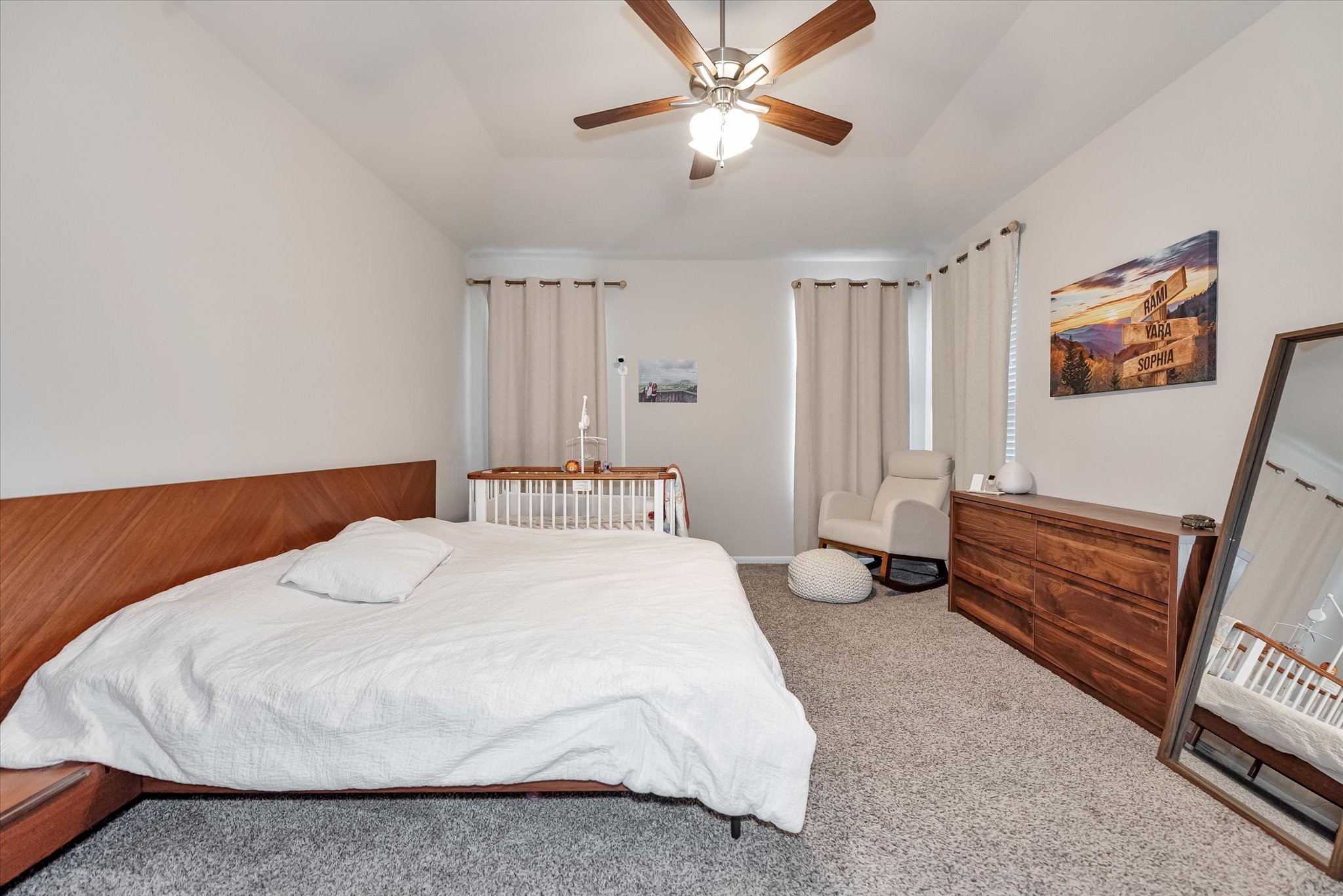 18306 Windy Knl Way Houston, TX 77084 - Photo 23 of 46 Primary bedroom on 1st floor