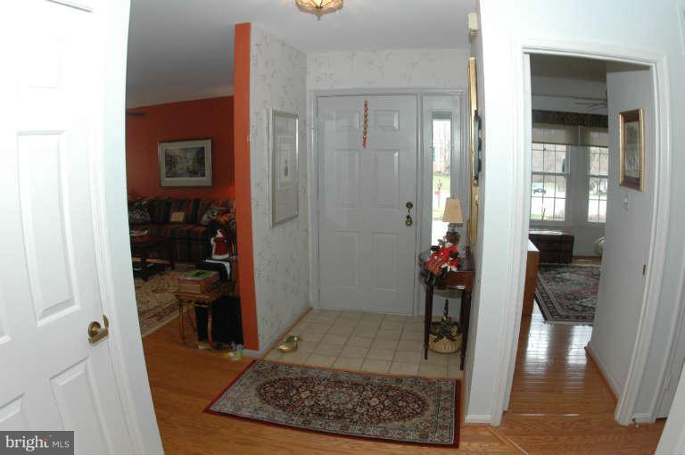 865 Rudder Way Annapolis, MD 21401 - Photo 9 of 28 Interior (General)