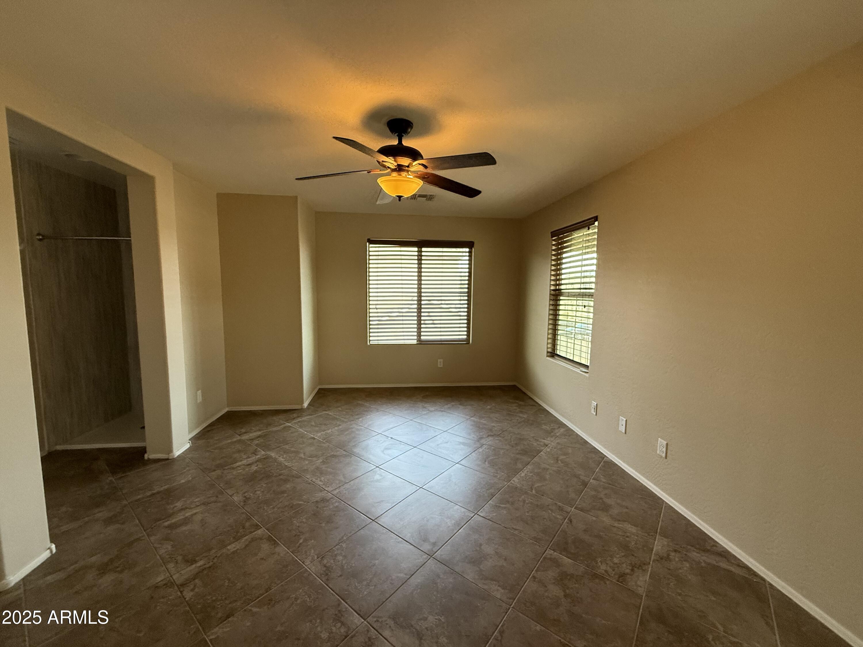 2646 North 73rd Drive Phoenix, AZ 85035 - Photo 11 of 24 IMG_1927