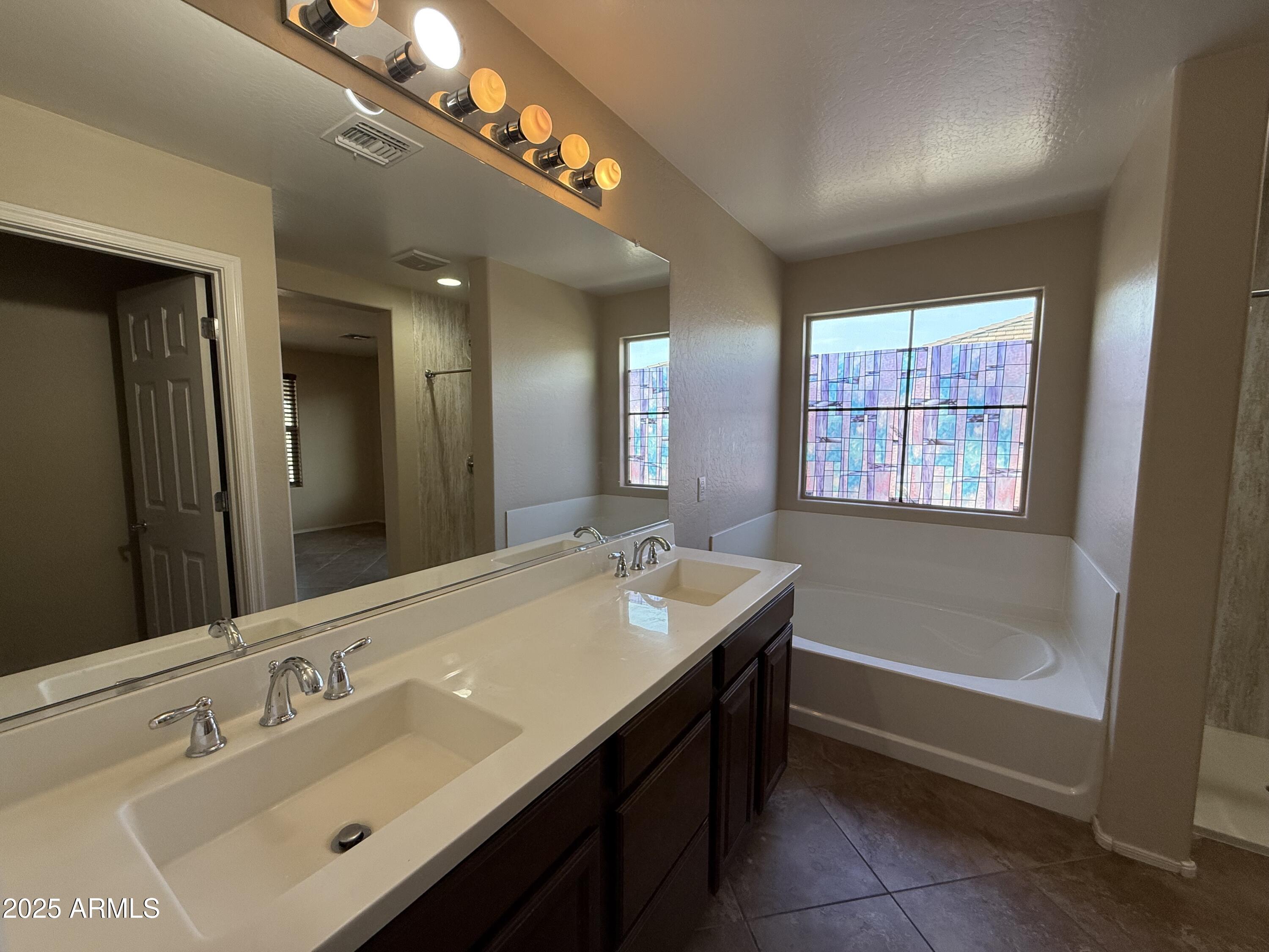 2646 North 73rd Drive Phoenix, AZ 85035 - Photo 15 of 24 IMG_1931