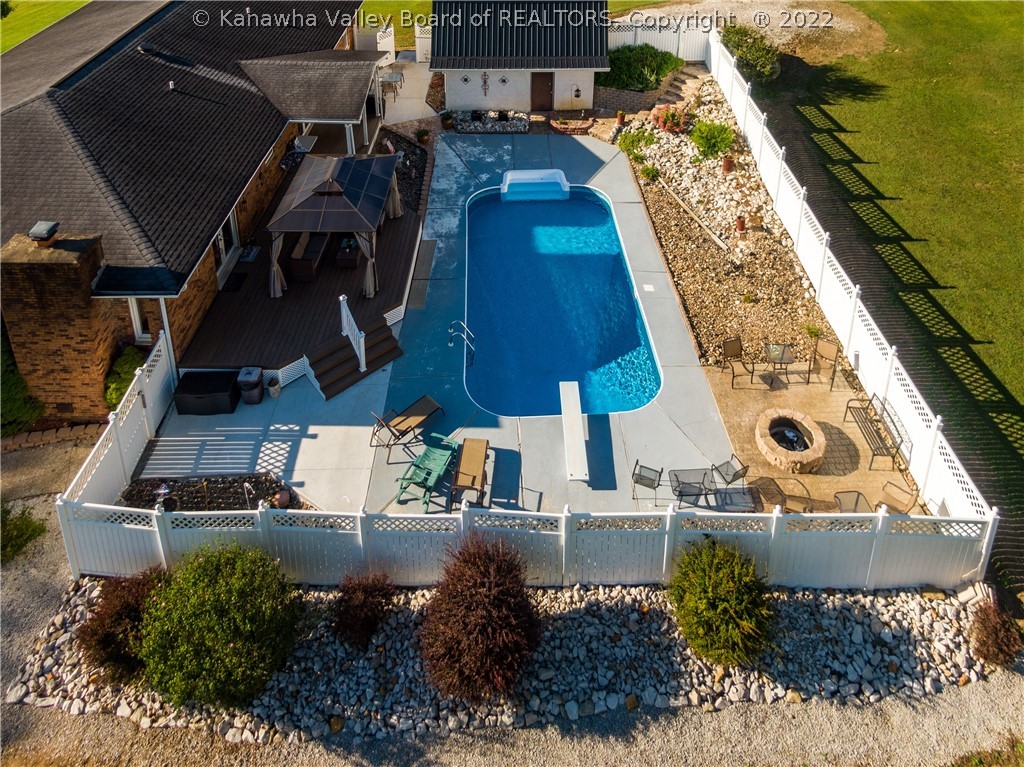 3532 McComas Branch Road Milton, WV 25541 - Photo 11 of 42 Gallery Image 11