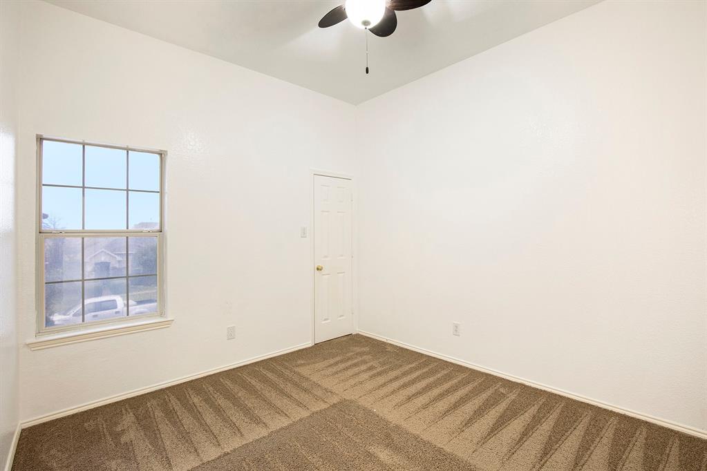 4800 Sleepy Ridge Circle Fort Worth, TX 76133 - Photo 20 of 40 a view of an empty room