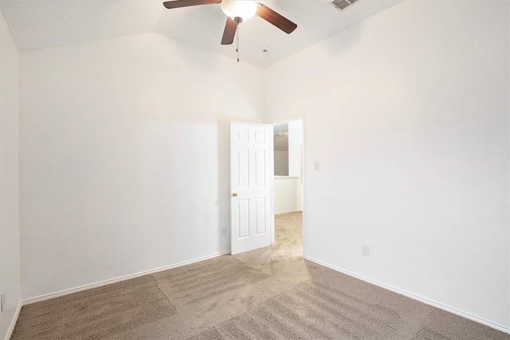 4800 Sleepy Ridge Circle Fort Worth, TX 76133 - Photo 24 of 40 a view of a room with a ceiling fan