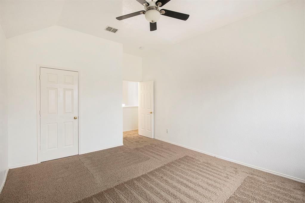 4800 Sleepy Ridge Circle Fort Worth, TX 76133 - Photo 33 of 40 a view of a room with a ceiling fan