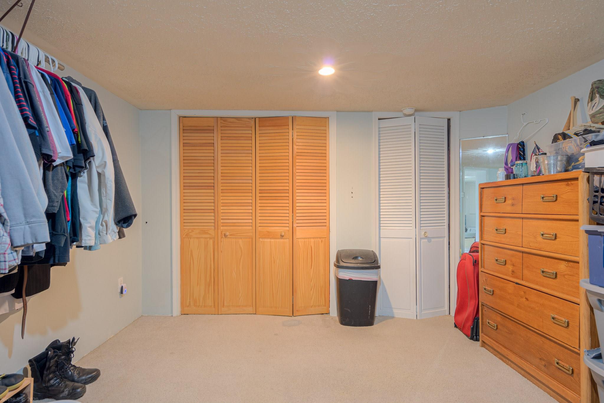 4751 Robinson Tract Road Pulaski, VA 24301 - Photo 32 of 43 Gallery Image 32