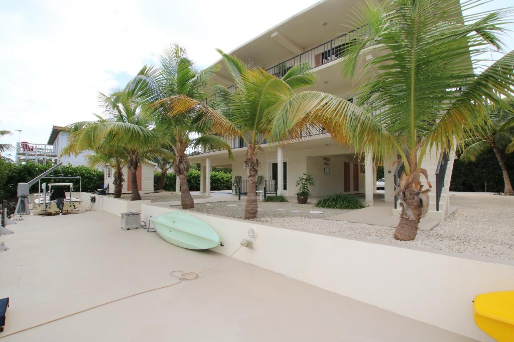 40 Andros Road Key Largo, FL 33037 - Photo 11 of 34 40 S Andros Key Largo - dock 1