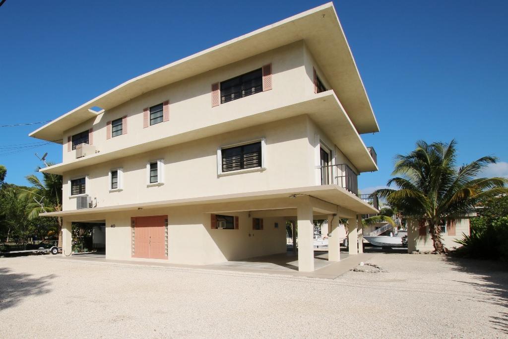 40 Andros Road Key Largo, FL 33037 - Photo 12 of 34 40 S Andros Key Largo - front of home