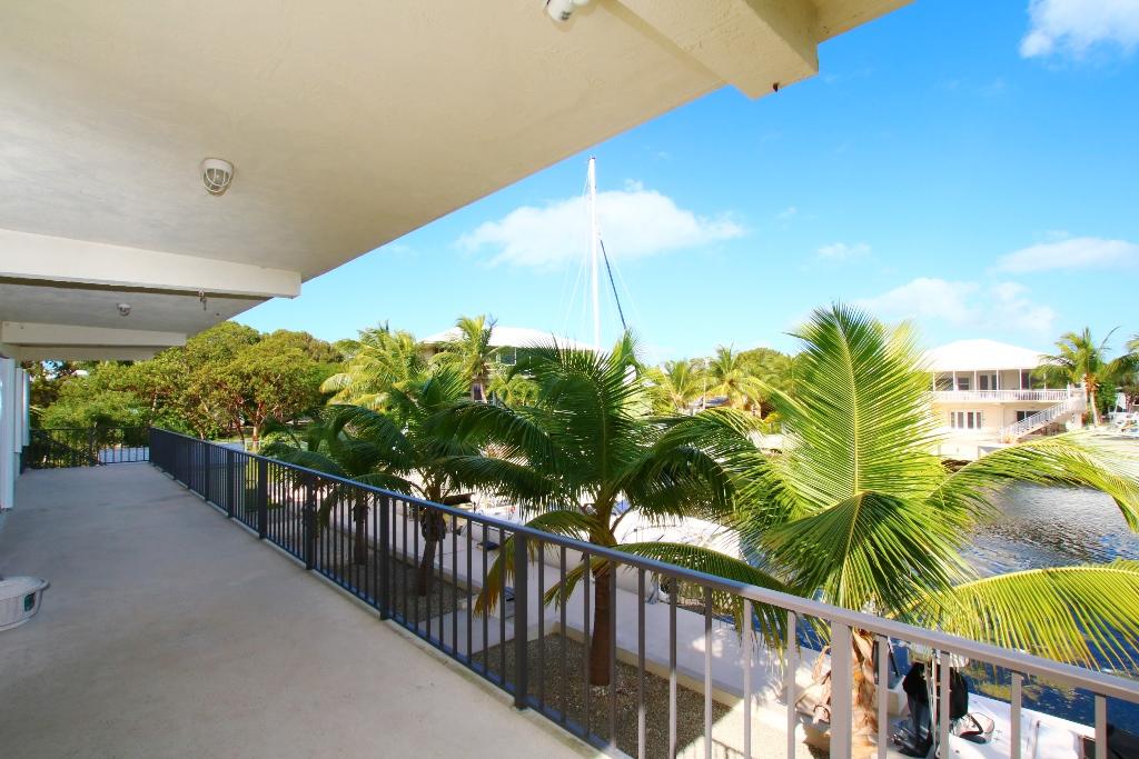 40 Andros Road Key Largo, FL 33037 - Photo 23 of 34 40 S Andros Key Largo - mid level view 2