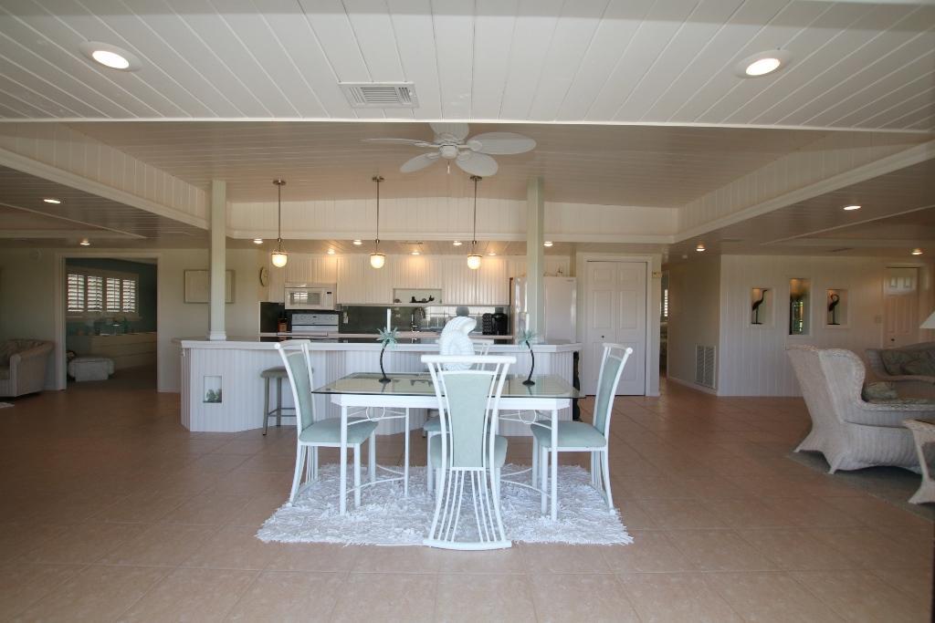 40 Andros Road Key Largo, FL 33037 - Photo 24 of 34 40 S Andros Key Largo - upstairs dining