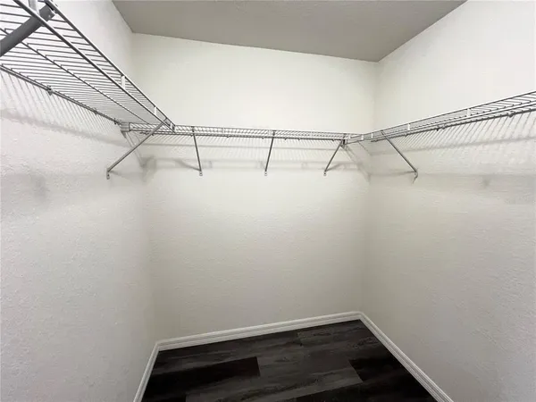 $1,574 | 297 Malauka Loop, Ocklawaha, FL 32179