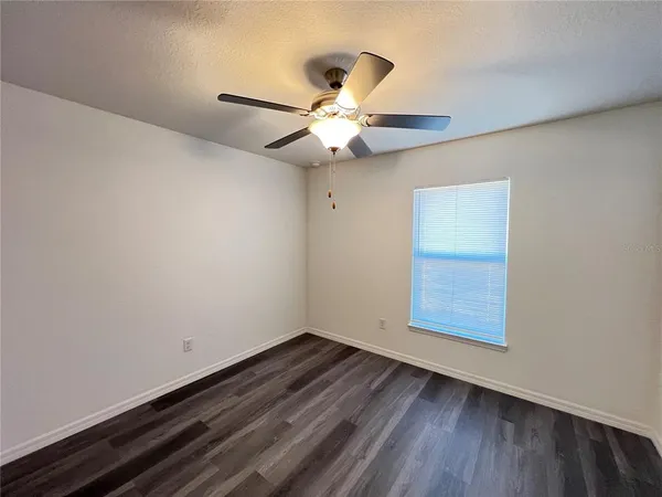 $1,574 | 297 Malauka Loop, Ocklawaha, FL 32179