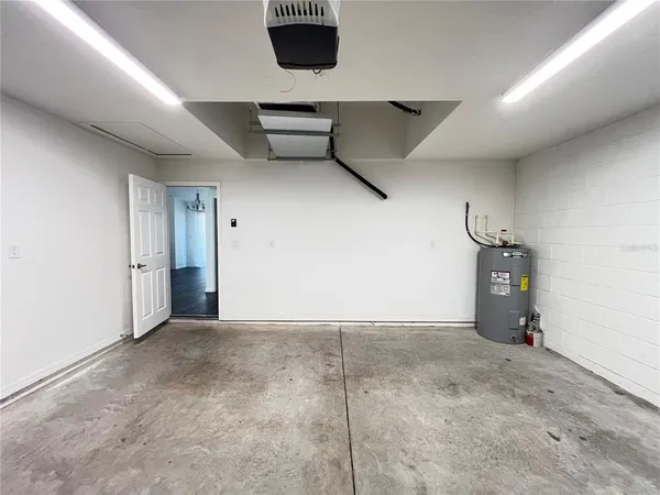 $1,574 | 297 Malauka Loop, Ocklawaha, FL 32179