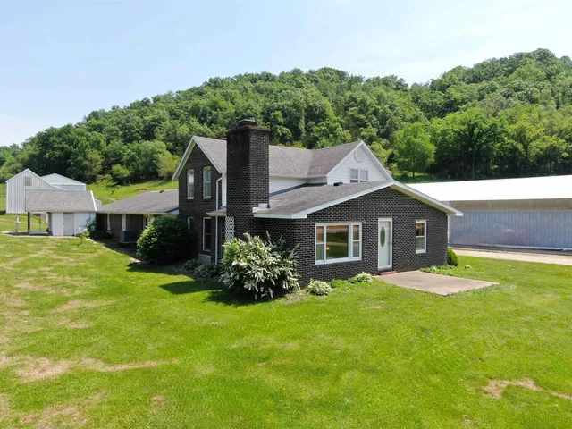 $2,900,000 | 16884 County Road South, Boscobel, WI 53805