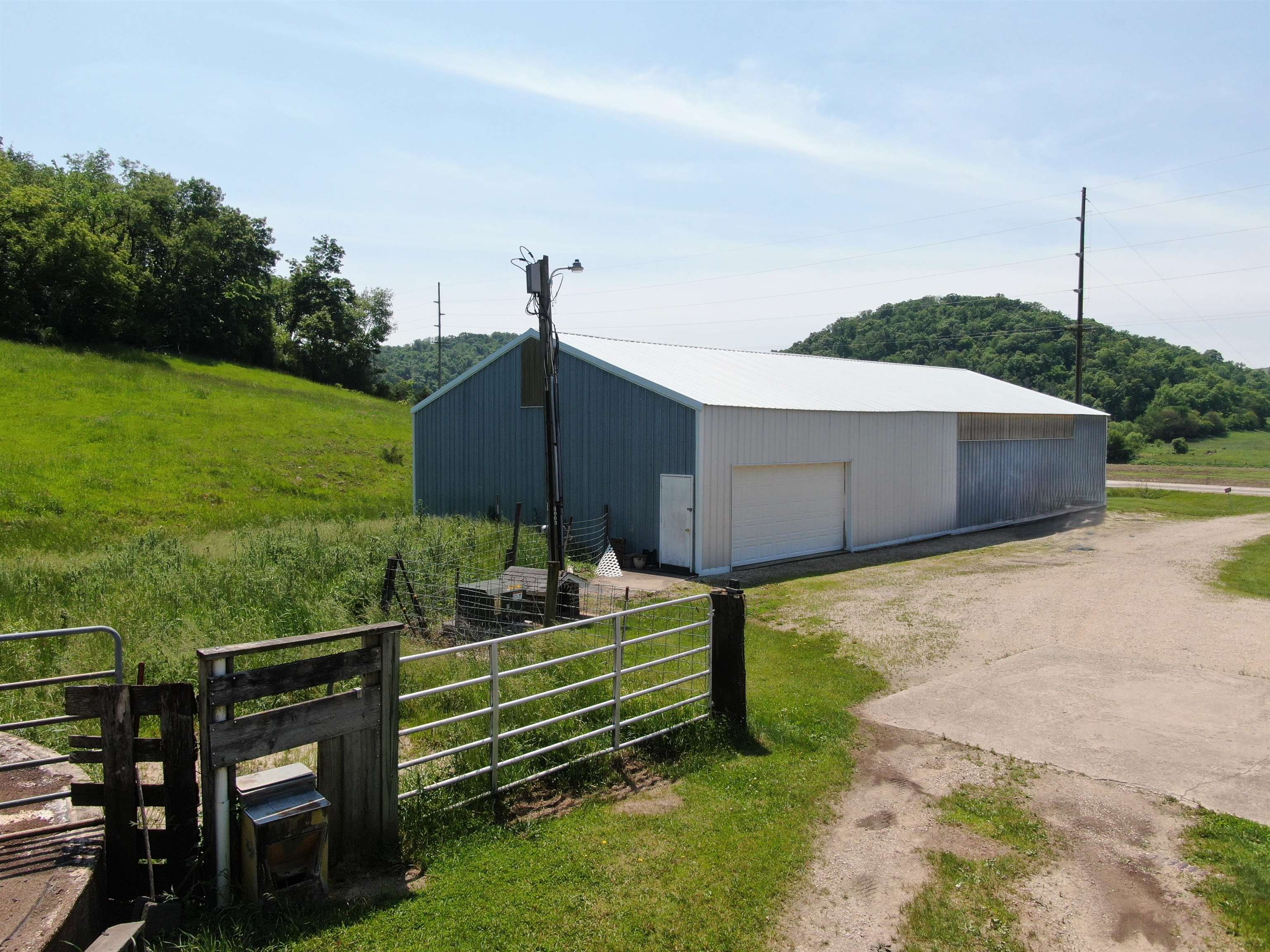 16884 County Road South Boscobel, WI 53805 - Photo 39 of 42