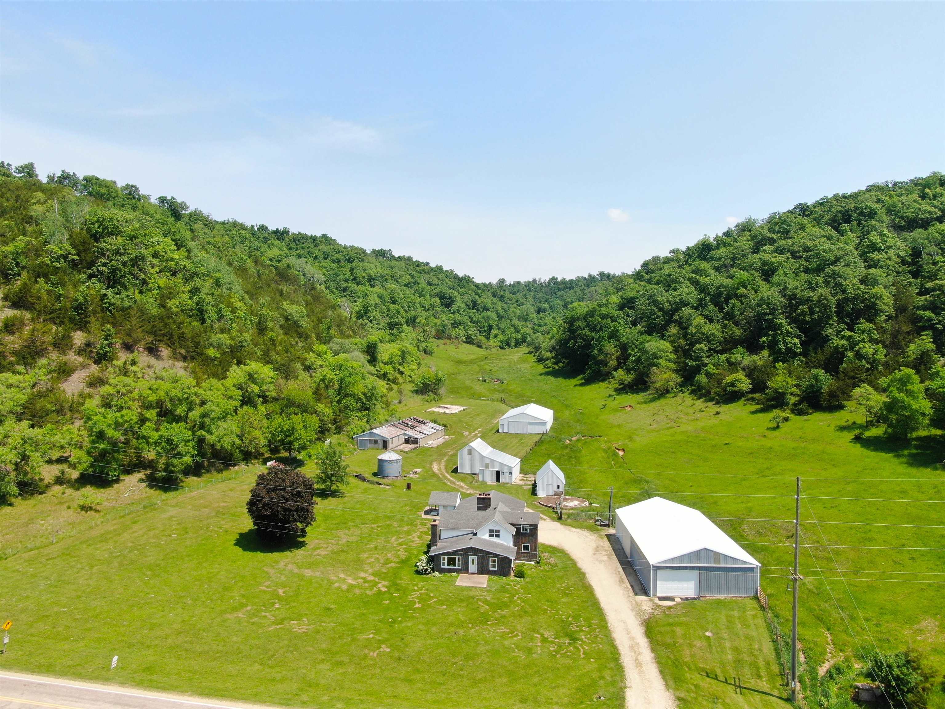 16884 County Road South Boscobel, WI 53805 - Photo 6 of 42