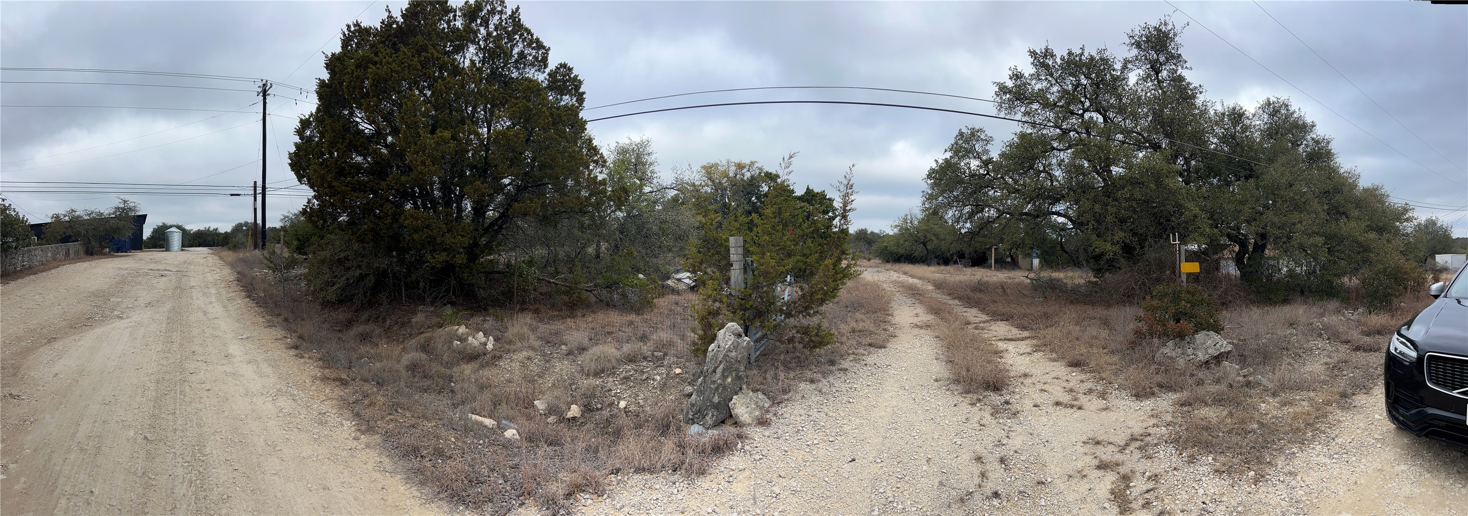 4 Anglin Lane Austin, TX 78737 - Photo 7 of 27 a backyard of a house