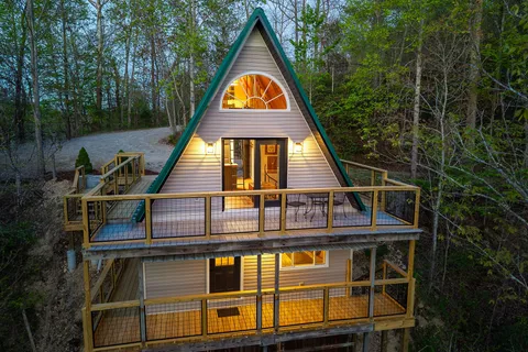 $315,000 | 421 Alpine Drive, Smithville, TN 37166
