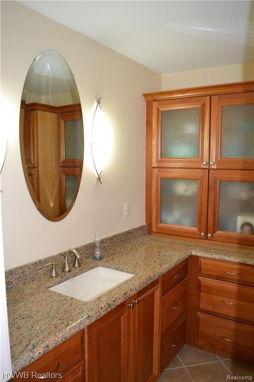 1945 Cedaredge Road Rochester Hills, MI 48306 - Photo 18 of 44