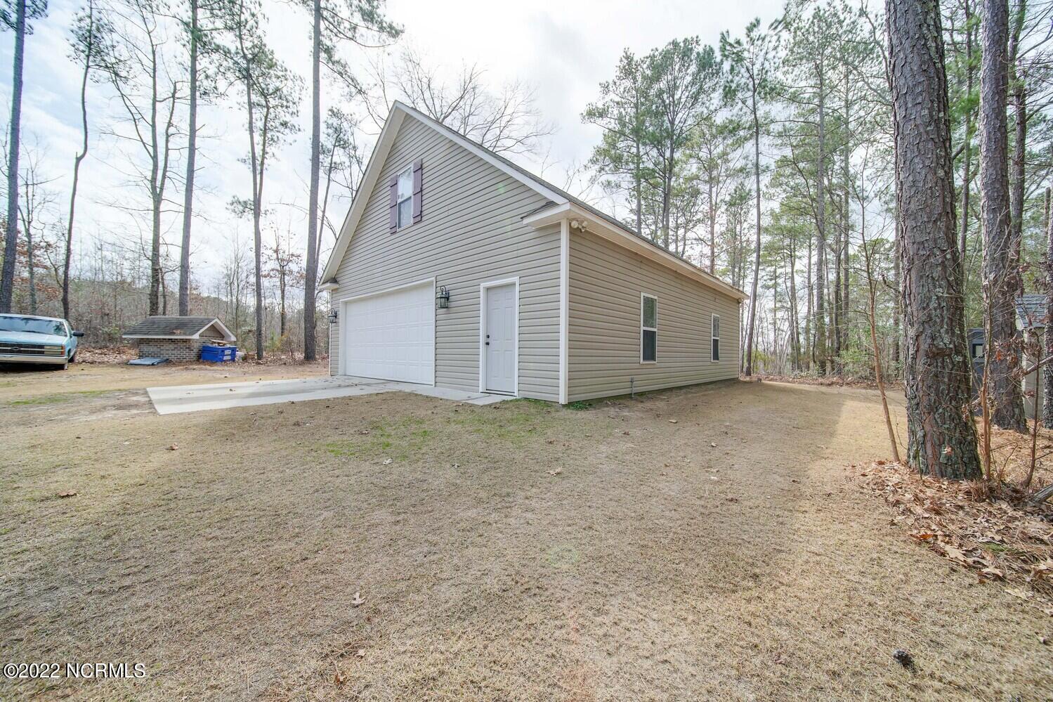 1066 Peace Road Carthage, NC 28327 - Photo 5 of 69 07_EI100018_CHP_mls