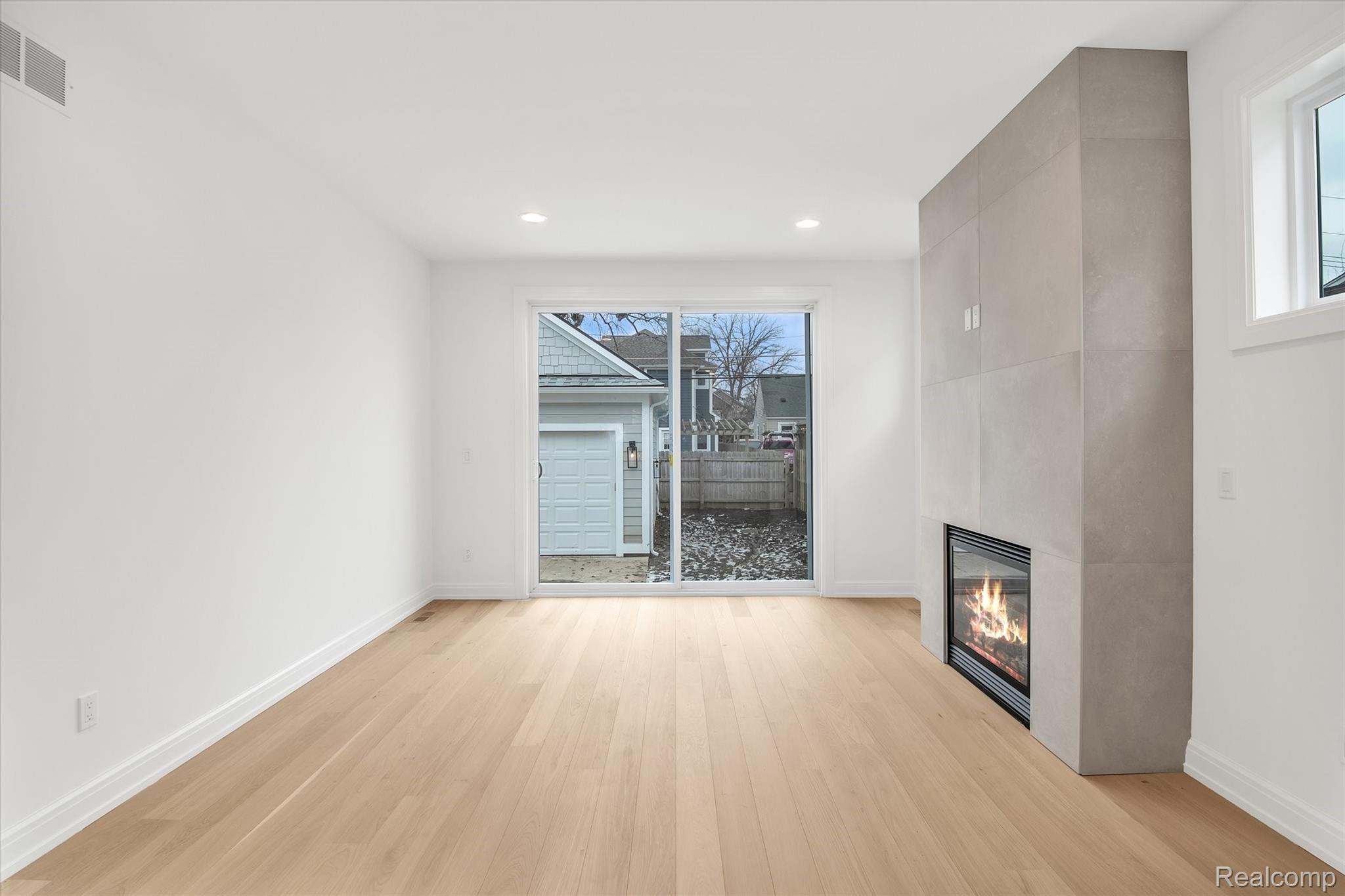 1243 Ruffner Avenue Birmingham, MI 48009 - Photo 7 of 34 09-1243-Ruffner-Ave-WindowStill-Real-Estate-Photography-9.jpg