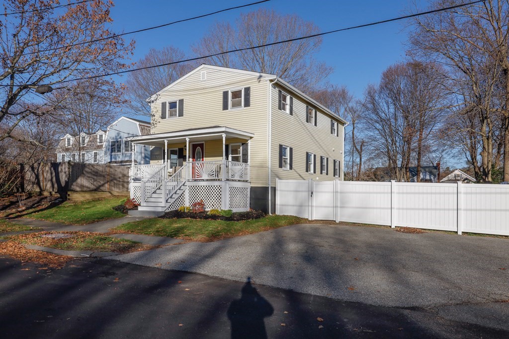 2 Cole Road Danvers, MA 01923 - Photo 1 of 31 Gallery Image 1
