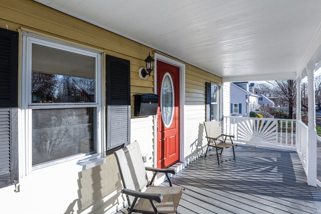 2 Cole Road Danvers, MA 01923 - Photo 3 of 31 Gallery Image 3