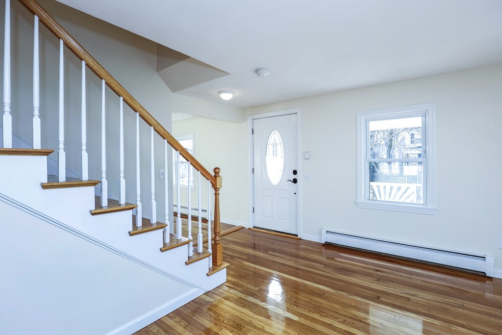 2 Cole Road Danvers, MA 01923 - Photo 7 of 31 Gallery Image 7