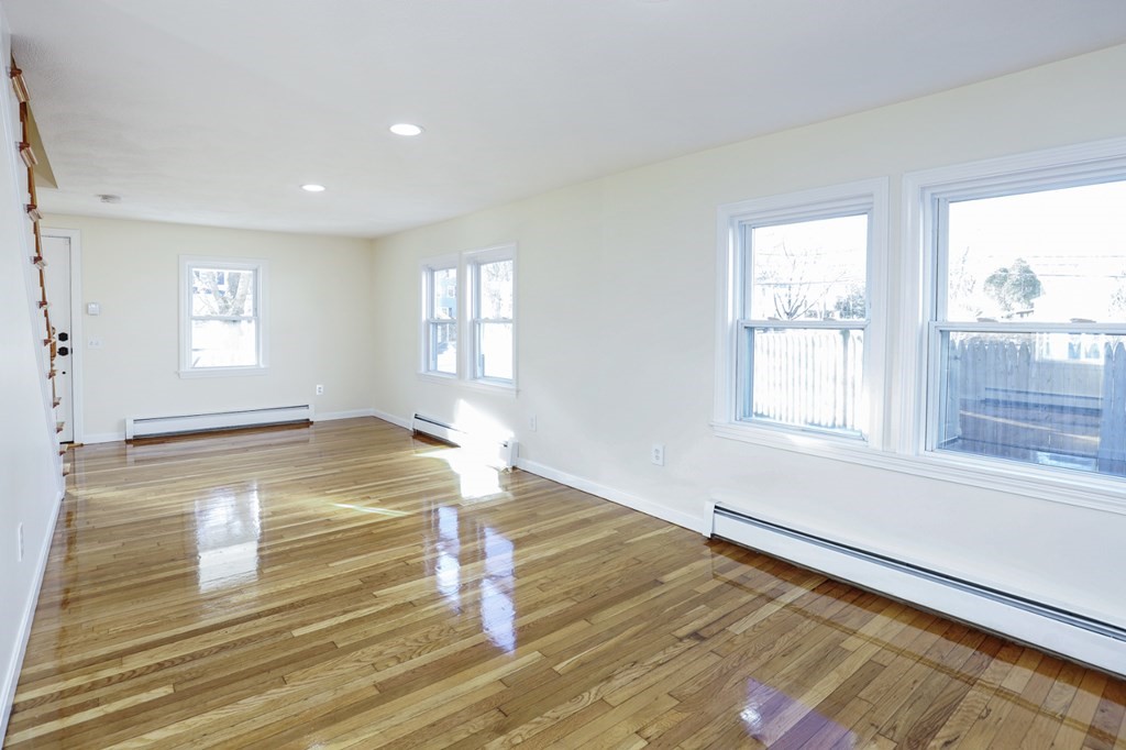 2 Cole Road Danvers, MA 01923 - Photo 9 of 31 Gallery Image 9
