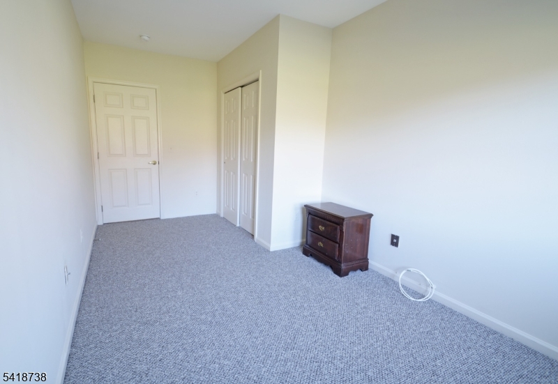 37 Park Edge Berkeley Heights, NJ 07922 - Photo 16 of 25 an empty room with furniture