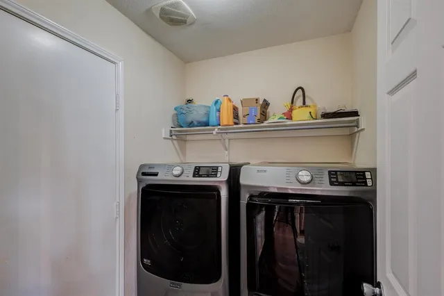 $345,000 | 319 Highland View Drive, Wylie, TX 75098