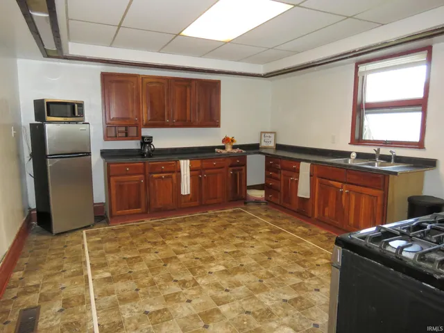 $119,900 | 207 West Lincoln Street, Swayzee, IN 46986