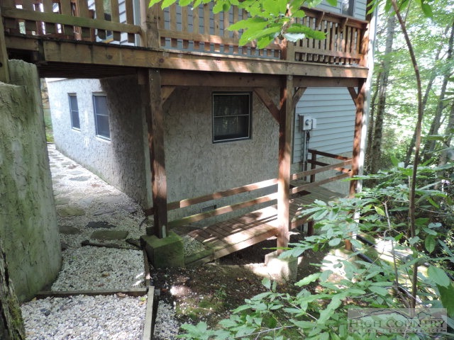 292 Hemlock Road Banner Elk, NC 28604 - Photo 13 of 21 Gallery Image 13