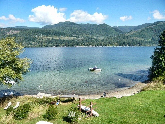 6 Inlet Circle Bellingham, WA 98229 - Photo 4 of 25 Gallery Image 4