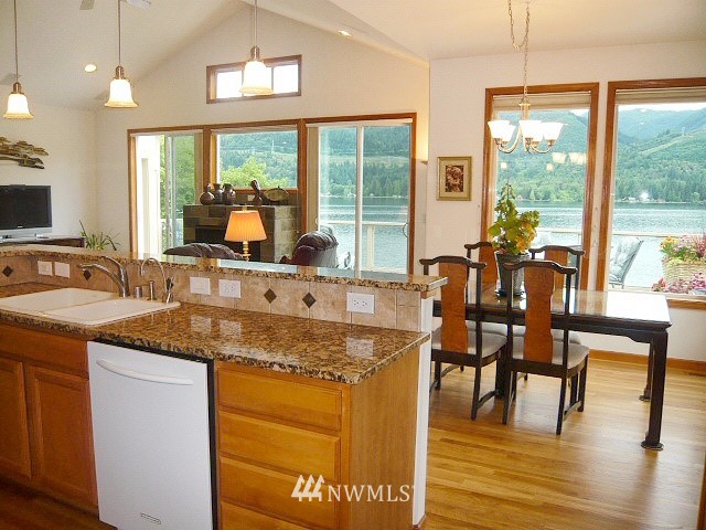 6 Inlet Circle Bellingham, WA 98229 - Photo 10 of 25 Gallery Image 10