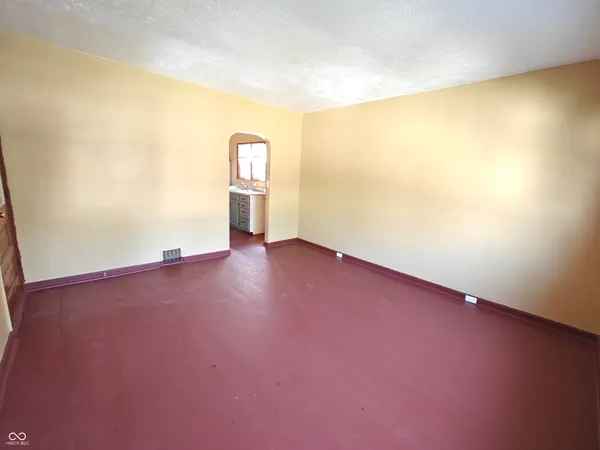 $895 | 424 South Pike Street, Unit 6, Shelbyville, IN 46176