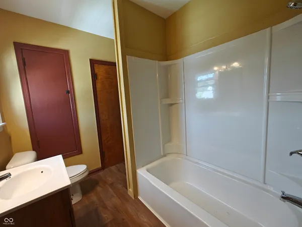 $895 | 424 South Pike Street, Unit 6, Shelbyville, IN 46176