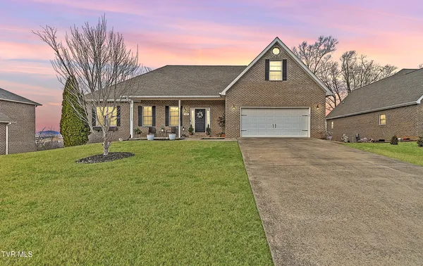 $665,000 | 581 Robert Court, Johnson City, TN 37601