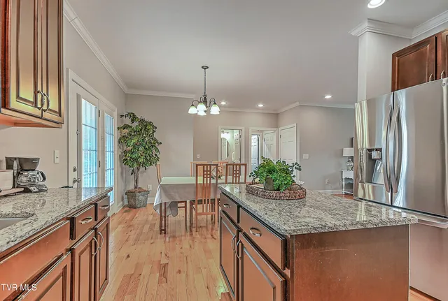 $690,000 | 581 Robert Court, Johnson City, TN 37601