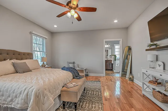 $690,000 | 581 Robert Court, Johnson City, TN 37601