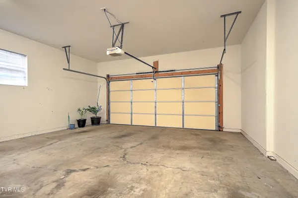 $625,000 | 581 Robert Court, Johnson City, TN 37601
