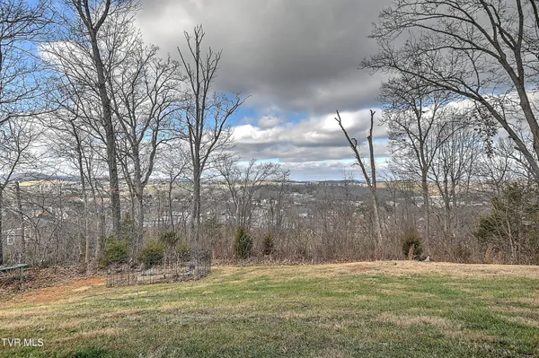 $625,000 | 581 Robert Court, Johnson City, TN 37601