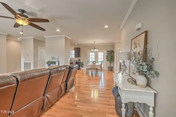$625,000 | 581 Robert Court, Johnson City, TN 37601