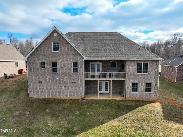 $625,000 | 581 Robert Court, Johnson City, TN 37601