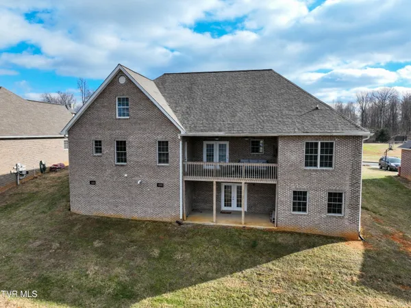 $625,000 | 581 Robert Court, Johnson City, TN 37601