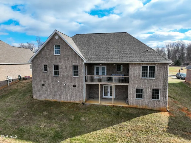 $690,000 | 581 Robert Court, Johnson City, TN 37601