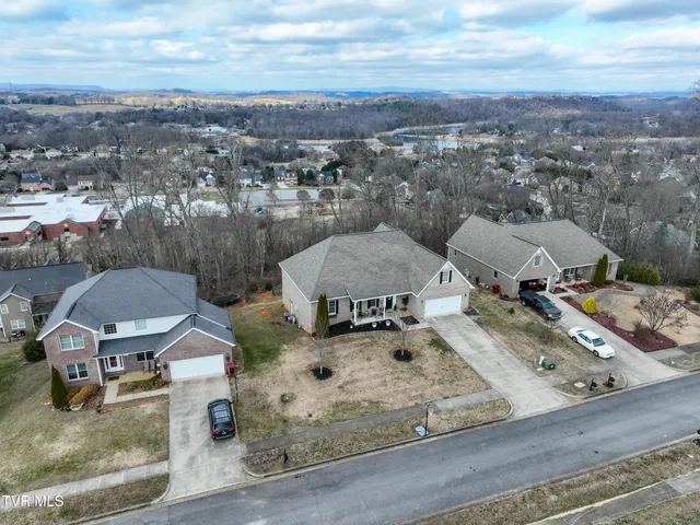 $690,000 | 581 Robert Court, Johnson City, TN 37601