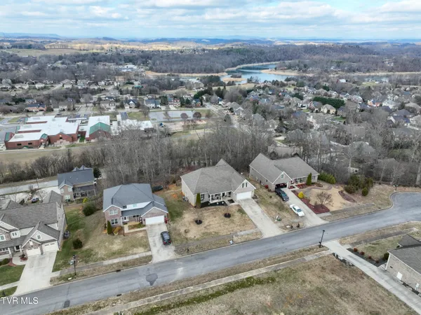 $625,000 | 581 Robert Court, Johnson City, TN 37601