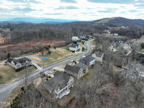 $625,000 | 581 Robert Court, Johnson City, TN 37601