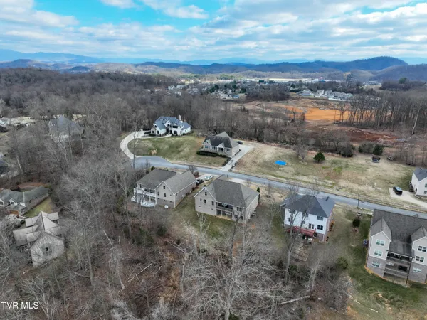 $625,000 | 581 Robert Court, Johnson City, TN 37601