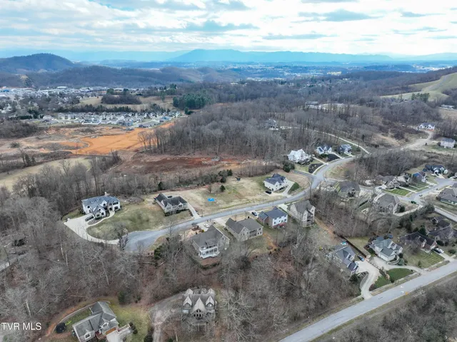 $690,000 | 581 Robert Court, Johnson City, TN 37601